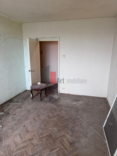 Piata Progresu vanzare apartament 3 camere