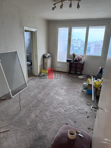 Piata Progresu vanzare apartament 3 camere